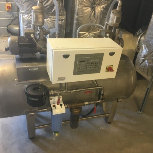 CUVE INOX SUR RESEAU DE VIDE